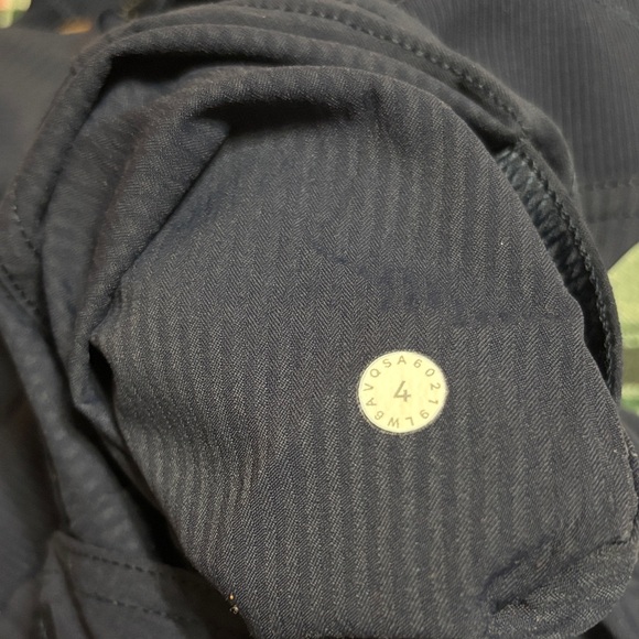 Lululemon Dance studio cropped pant - Picture 5 of 7